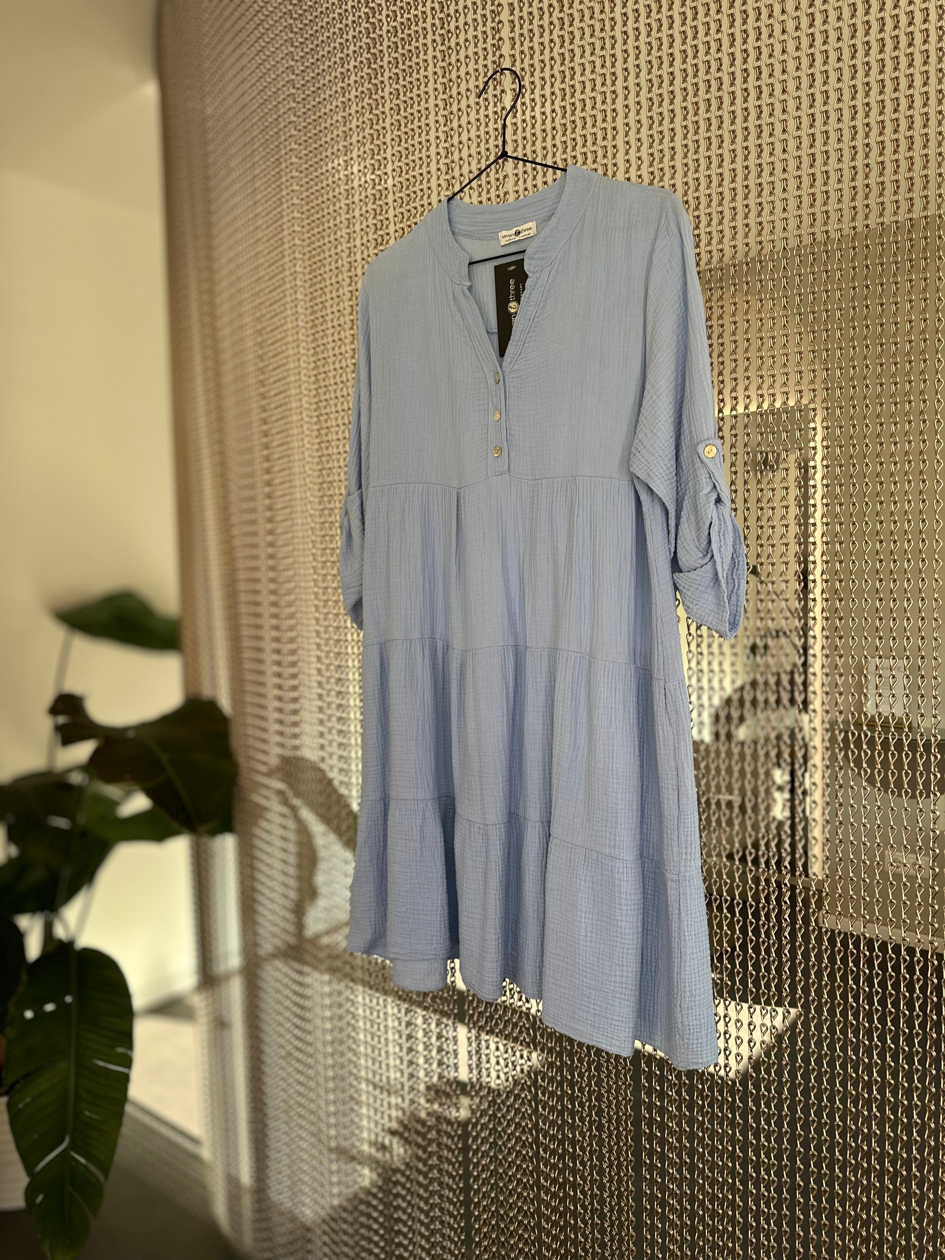 Musselin Kleid knielang in Hellblau