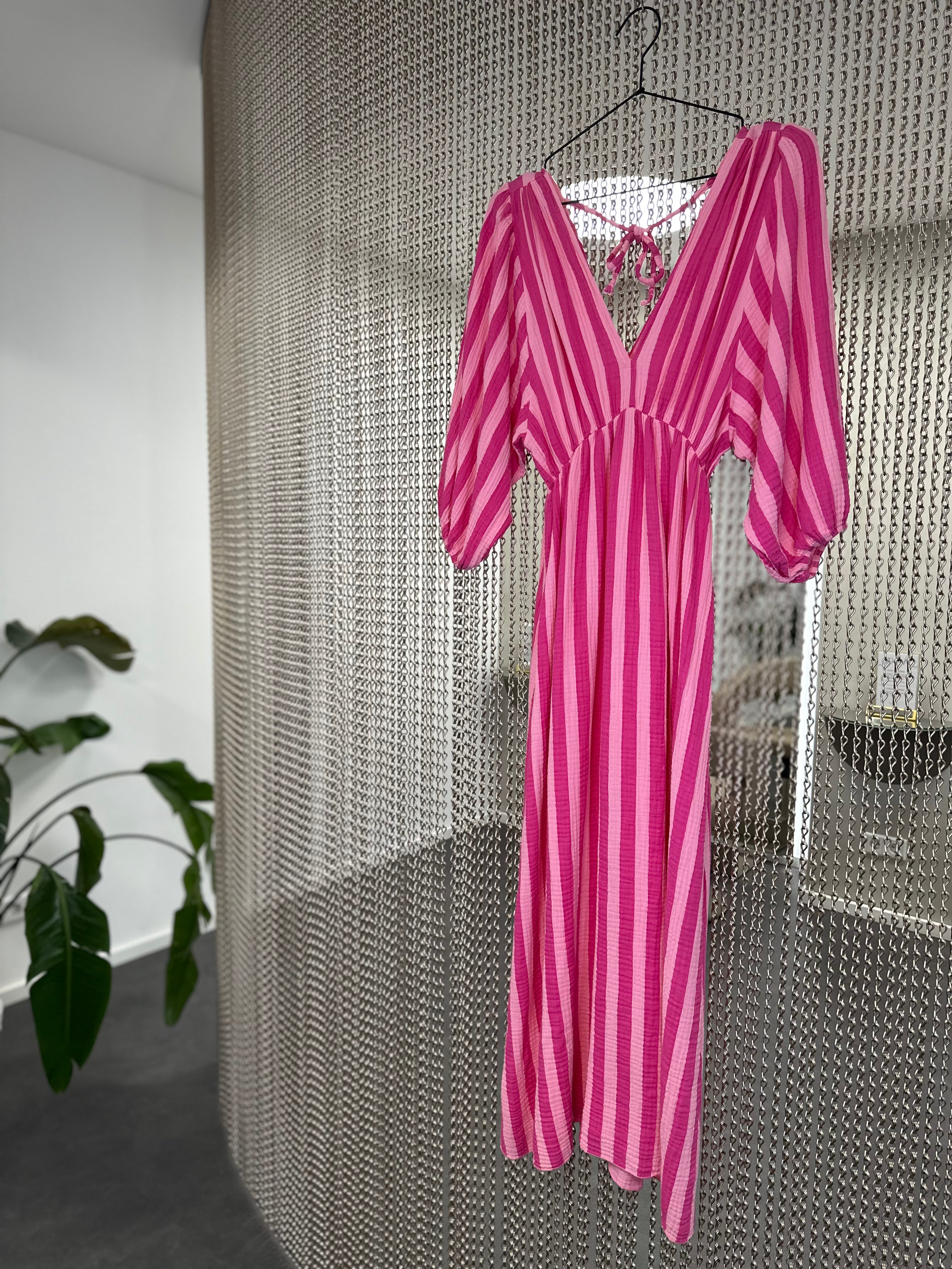 Musselin Kleid gestreift